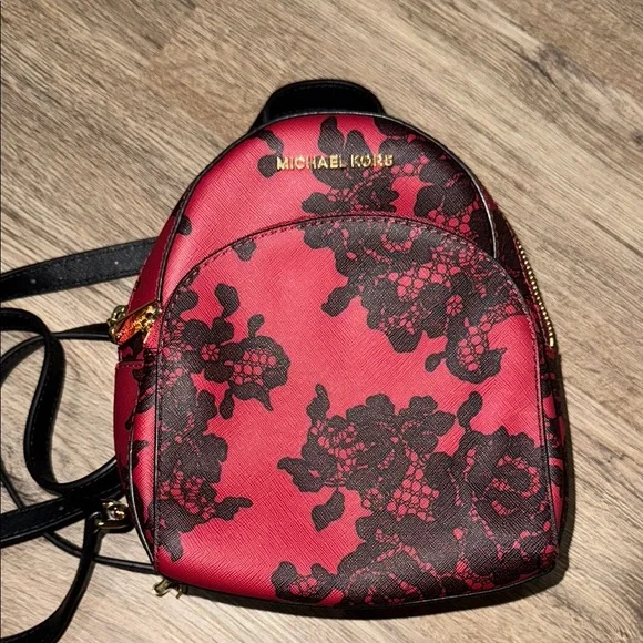 Michael Kors | Bags | Michael Kors Red And Black Floral 